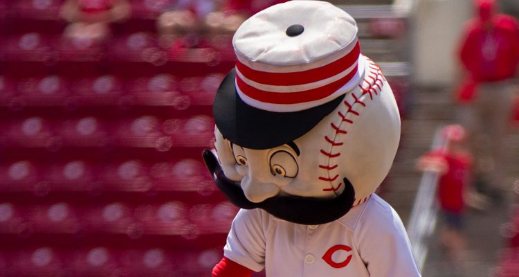 1650436983.jpg mrredlegs-750x400.jpg